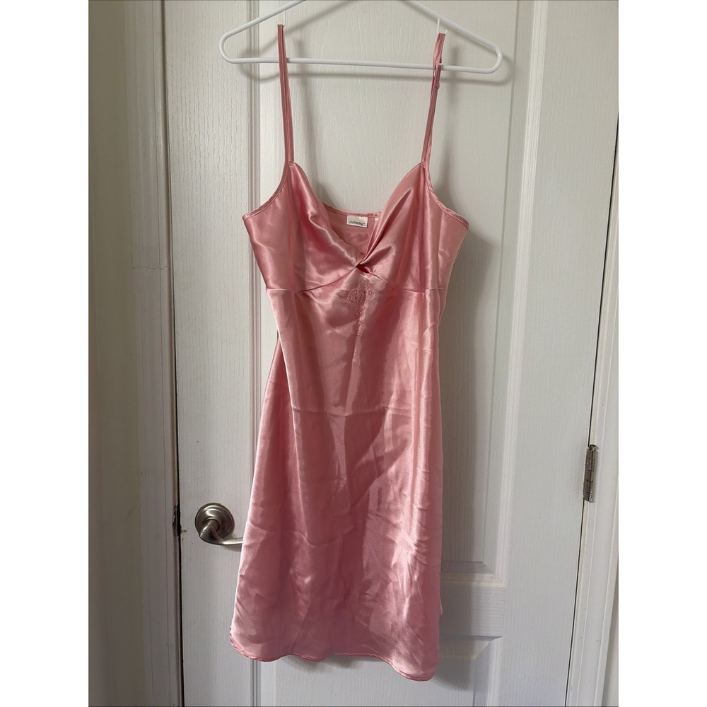 Y2K Silky Pink Embroidered Enchanting Size Medium Nightgown
